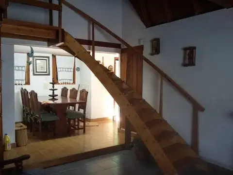 Casa 3 ambientes con 2 baños