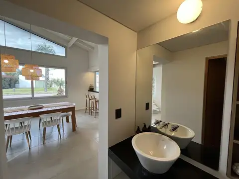 Casa en Venta al Este