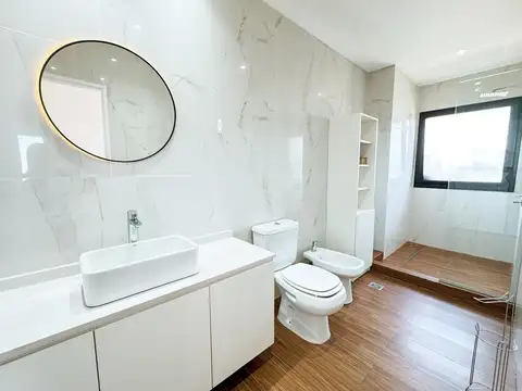 Casa en Venta -  Puertos del Lago, Barrio Araucarias