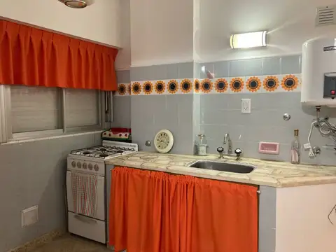 Calle 14 300, Piso PB