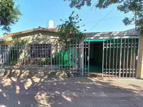 Casa en venta - 3 Dormitorios 1 Baño - Córdoba