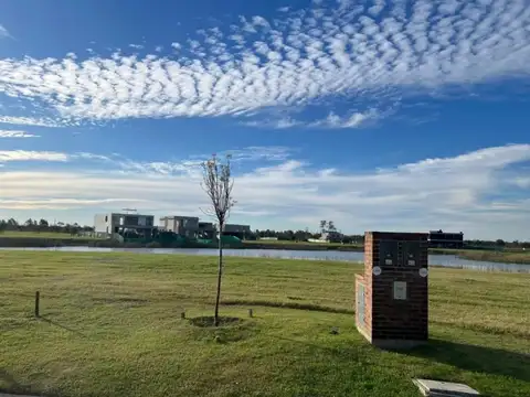 Venta terreno puertos