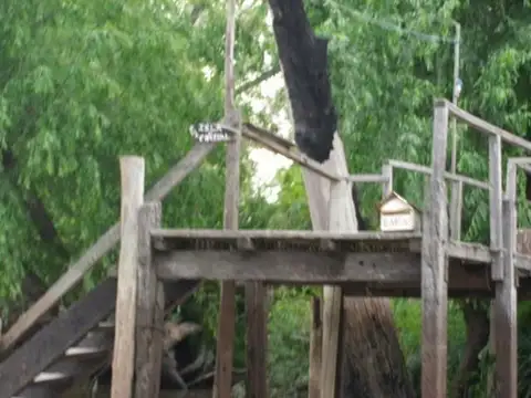 Rio / Arroyo Carapachay Lindero a Panambí 100