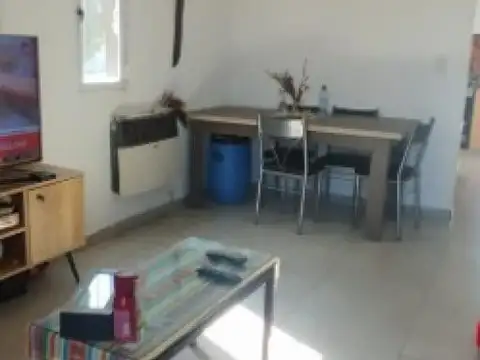 Espora e/ Brown y Las Hortensias