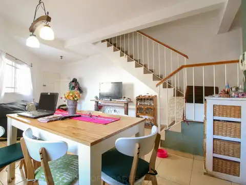 Av. Gral Martin Rodríguez al 1700 entre Remedios de Escalada de San Martin y Belastegui