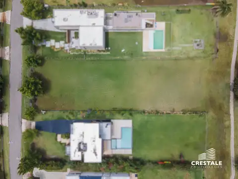 Terreno en Venta en Puerto Roldan, USD 190.000