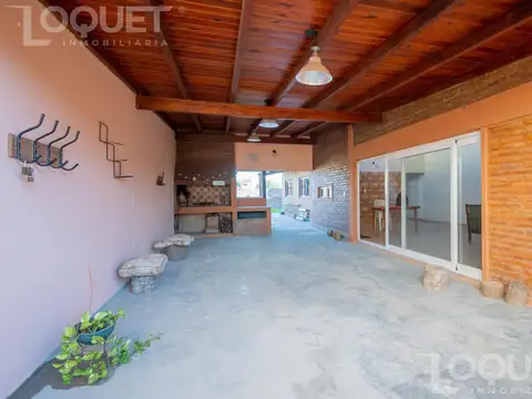 Casa 3 ambientes con 1 baño