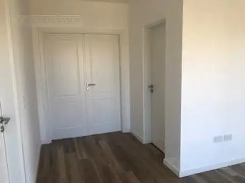 Barrio Riberas - Puertos / Escobar - casa en venta -