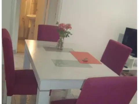 Departamento en Alquiler en Monserrat, $ 700.000