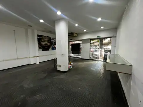 Local en Alquiler Via Púb.