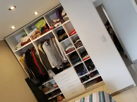 Casa en Venta en Monte Grande, USD 240.000