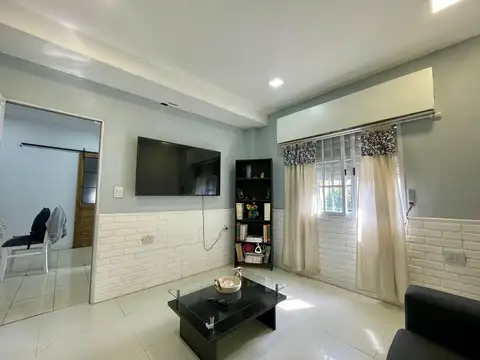 Depto Tipo Casa en Venta en Villa Santos Tesei, USD 95.000