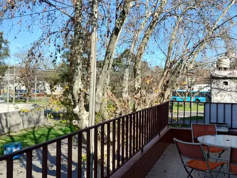 EXCELENTE OPORTUNIDAD : LOCAL COMERCIAL CON NEGOCIO DE TRAYECTORIA  MAS DEPOSITO Y VIVIENDA P.ALTA