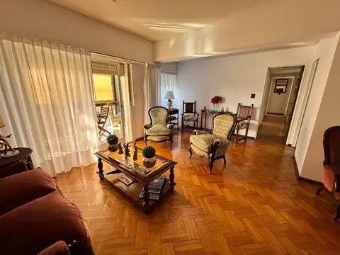 Departamento en Venta de 5 ambientes