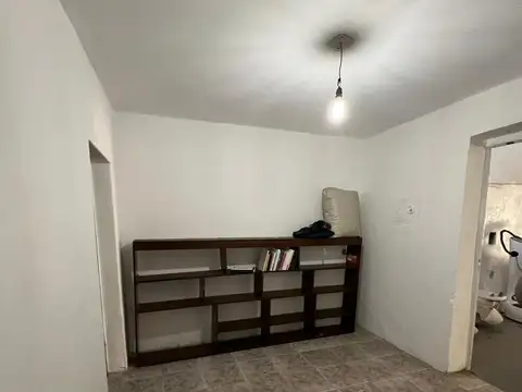 Deposito con departamentos ZONA IDEAL