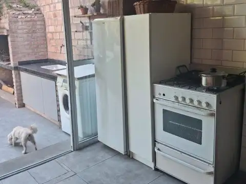 VENTA Casa de 3 Dormitorios en B° Manzanar cipolletti