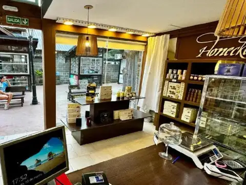 Locales en venta - 4 Unidades Funcionales - 144Mts2 - Costa del Este