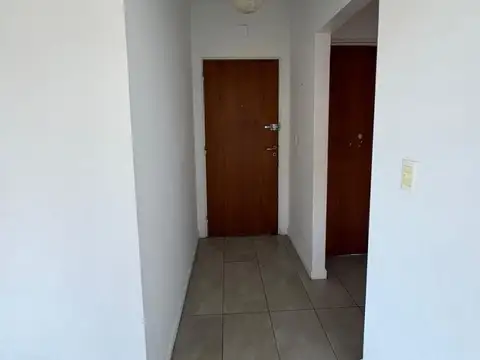 Departamento en Alquiler en Villa Raffo, $ 850.000