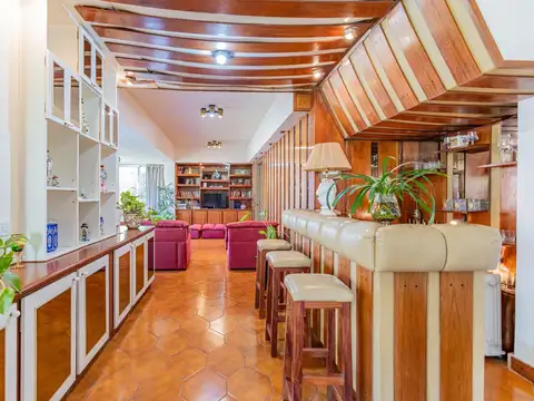 Casa en Venta en Banfield, USD 1.300.000