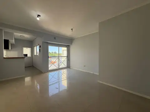 Excelente semipiso 2 ambientes