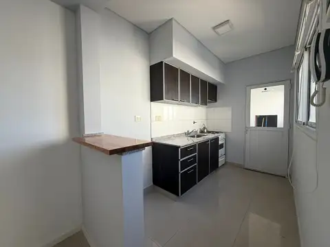 Excelente semipiso 2 ambientes