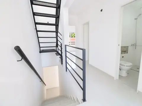 Depto Tipo Casa en Venta 1 año