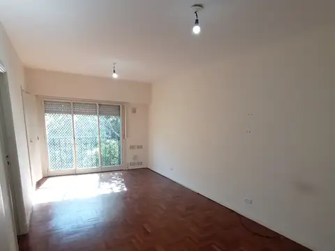 1 AMB SARMIENTO 1986 7ª AL FRENTE (BARRIO: CONGRESO)