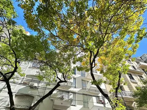 AMBIENTE NUEVO A LA CALLE CON COCHERA 34M2