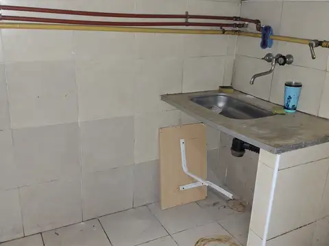 Sarmiento 4100, Piso Pb