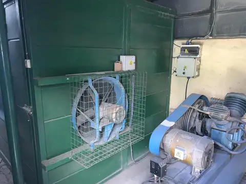 Galpon en Alquiler 31  mts Fondo