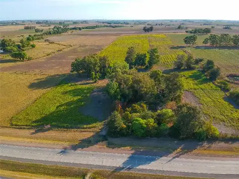 Excelente Opción de 90.000 M2 Sobre ruta 1