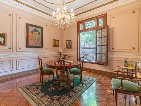 Casa en Flores - Lote 8,66 x 19 - 256m2 - Terrero y Yerbal