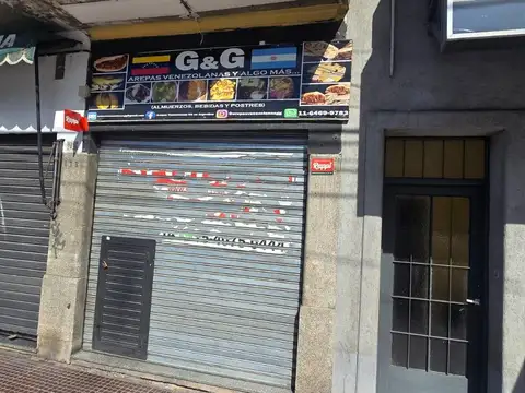 Av. Brig. Juan M. de Rosas al 2400