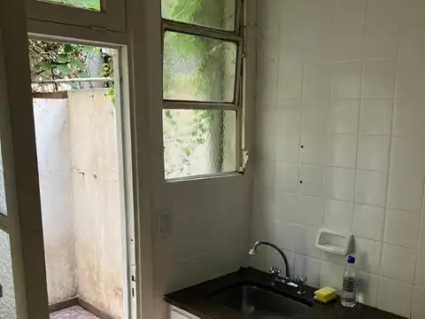 Depto Tipo Casa en Alquiler 80 años