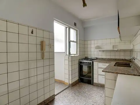 VENTA DEPARTAMENTO 2 AMB Y DEP BALCON PALERMO CRED