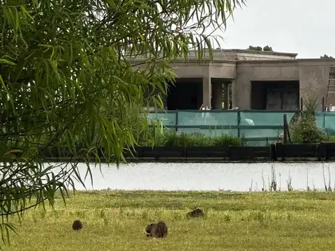 Terreno en Venta 20  mts Frente