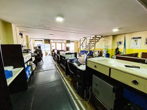 Oficina Monoambiente con 5 baños