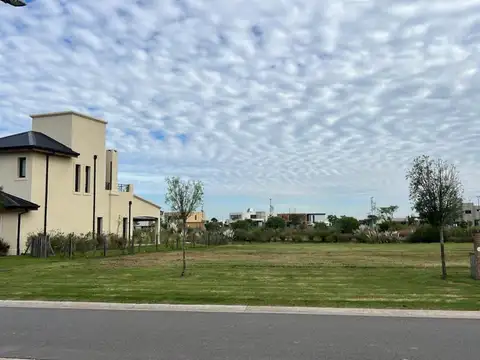 Terreno en Venta de 951,0 m2