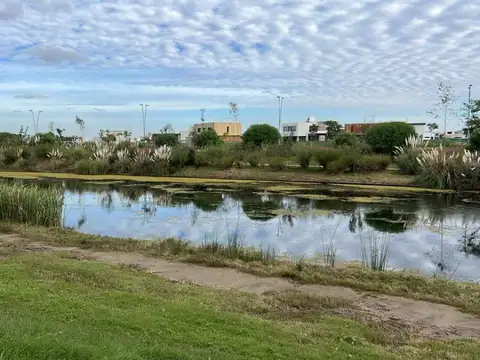 Costas - Puertos del Lago