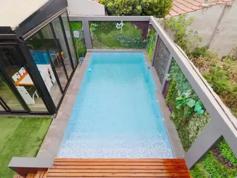 Casa 6 ambientes con 3 baños