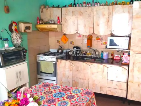 Casa - Venta - Argentina, Merlo - VICTOR HUGO 1100