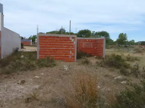 Terreno en Venta 40  mts Fondo