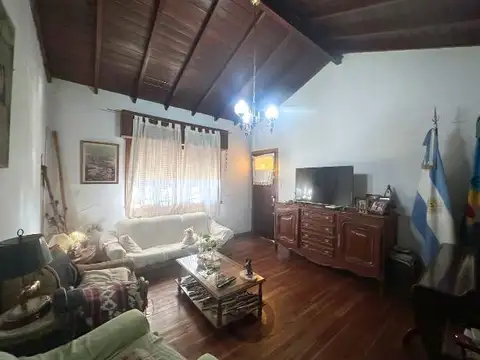 Casa en Venta en Burzaco Oeste, USD 100.000