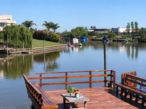 Casa en Venta en San Marco 5 dormitorios, Villanueva 100