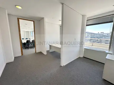 Encarnación Ezcurra 300, Piso 8