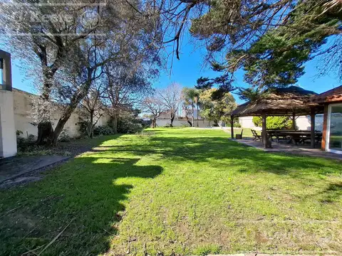 Quinta en Venta en Berazategui, USD 182.000