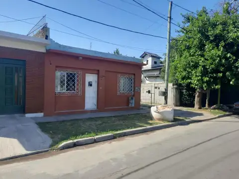 Oportunidad Inversores 3 Casas Tipo Ph en Adolfo Sourdeaux