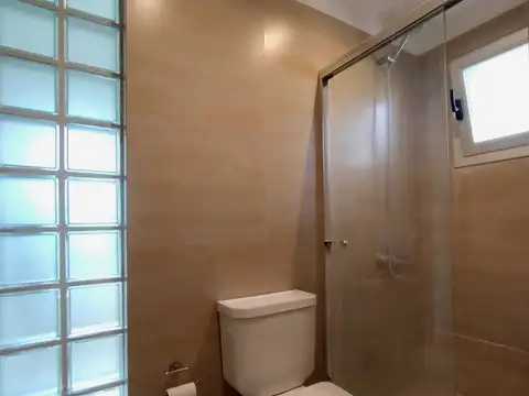 VENTA CASA BARRIO LOS TRONCOS