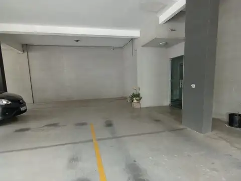 Rivas al 2395 - Cochera cubierta en PB