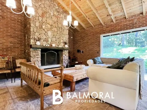 Casa 4 ambientes con 3 baños